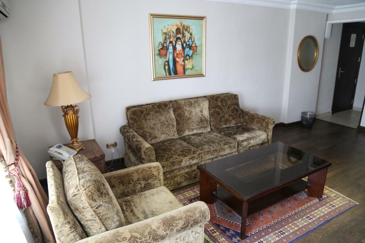 Gondola Hotel & Suites Amman Bagian luar foto